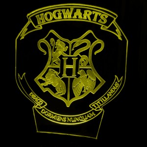 Акриловый светильник-ночник Хогвартс 2 желтый tty-n001174